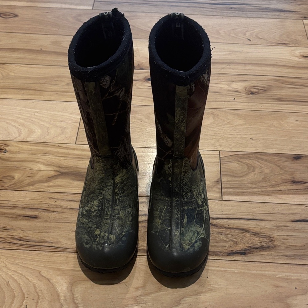 Bogs Kids Boots in Green and Black